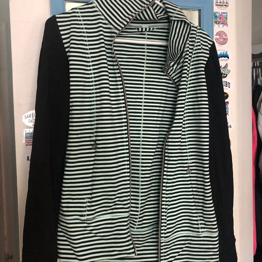 Lululemon zip up